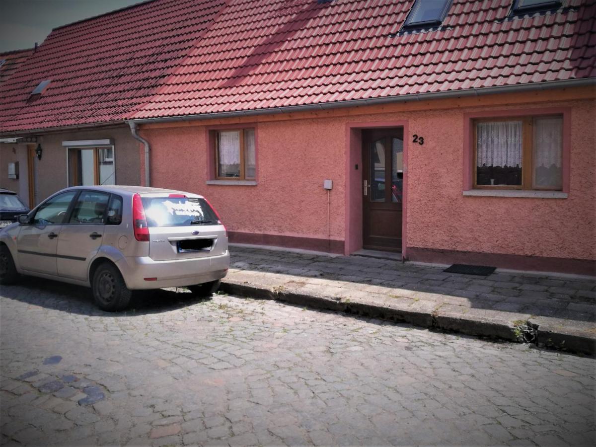 Familienfreundliches Ferienhaus Mit 3 Schlafzimmern Oldisleben Exterior photo