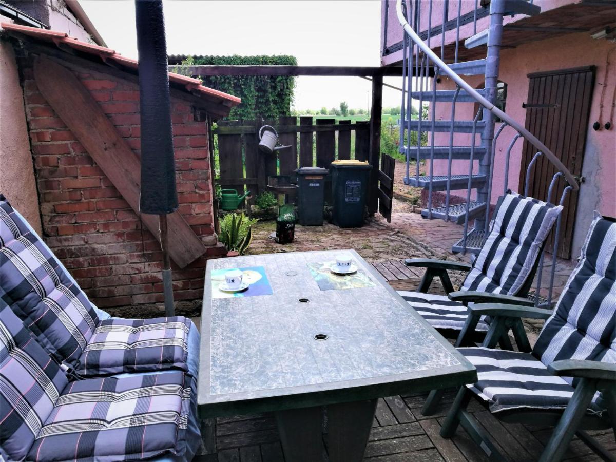 Familienfreundliches Ferienhaus Mit 3 Schlafzimmern Oldisleben Exterior photo
