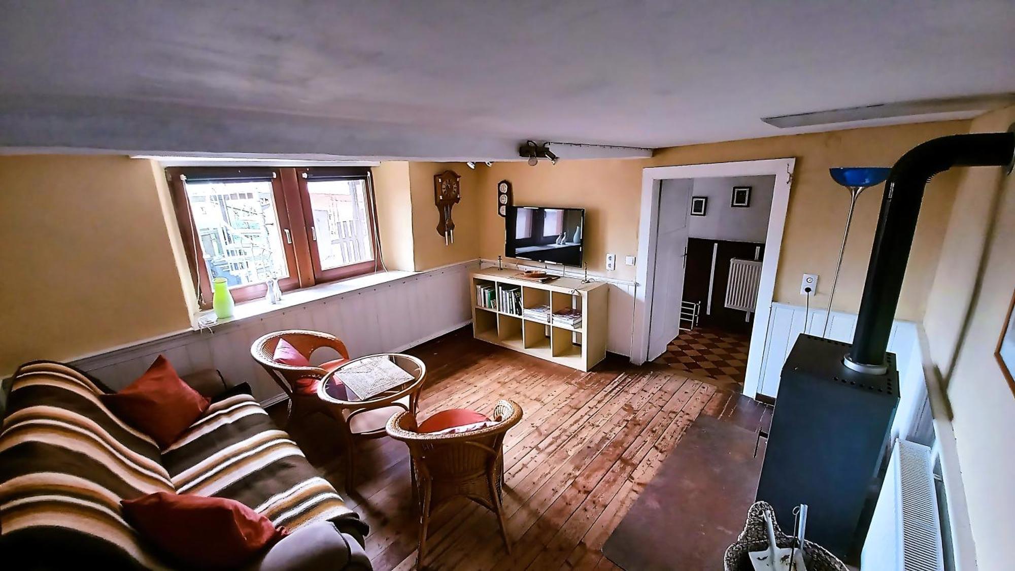 Familienfreundliches Ferienhaus Mit 3 Schlafzimmern Oldisleben Exterior photo